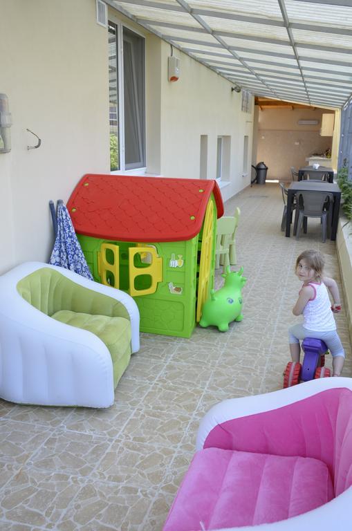 Vila Pacific Costinesti Exterior photo